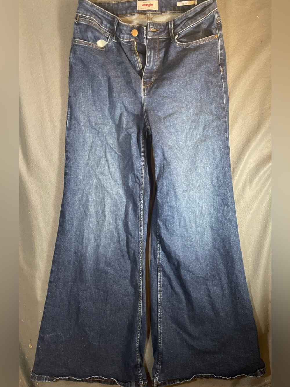 Wrangler High-Rise Wide Leg Jeans Dark Wash Flare Stretch Denim size 10